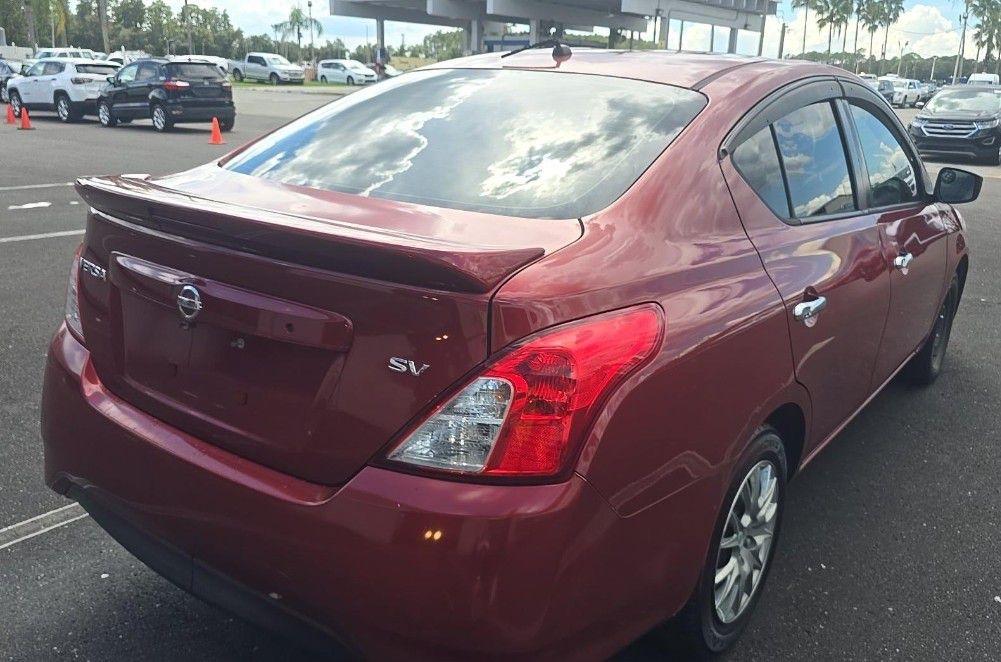 Nissan Versa 1.6 S 5M 2017