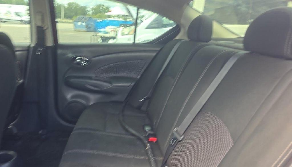 Nissan Versa 1.6 S 5M 2017