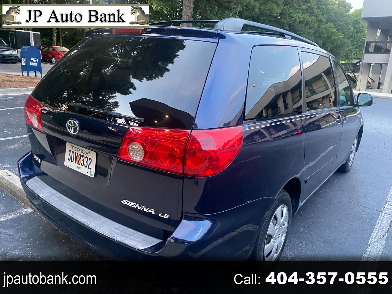 2006 Toyota Sienna LE 7-Passenger