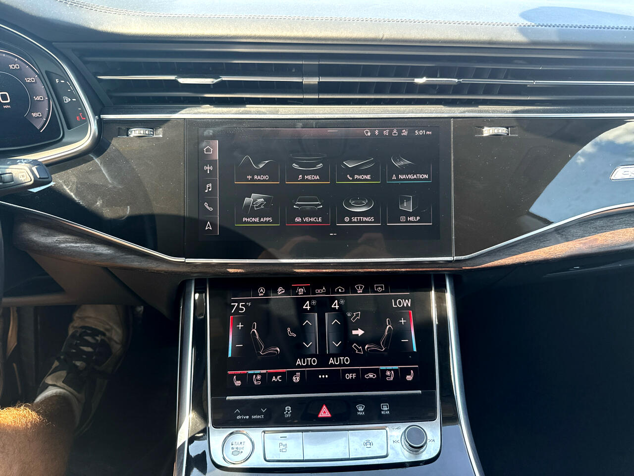 Audi Q8 3.0 TFSI Prestige quattro 2019 Audi Q8 3.0 TFSI Prestige quattro 2019