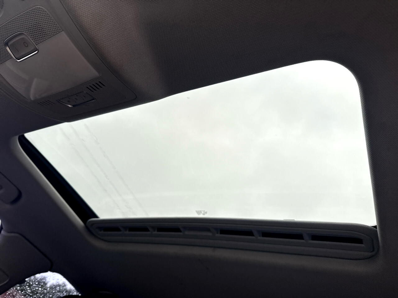 2015 Audi A4 2.0T Quattro photo 10