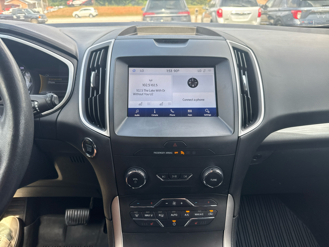 2020 Ford Edge SEL photo 4