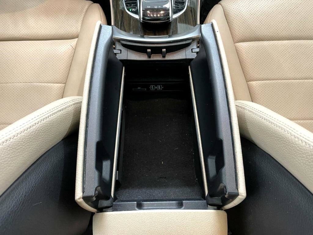 Mercedes-Benz C-Class C300 4MATIC Sedan 2016