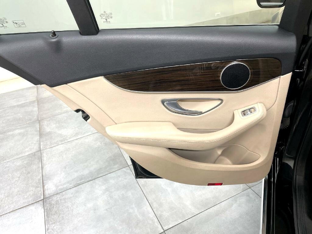 Mercedes-Benz C-Class C300 4MATIC Sedan 2016