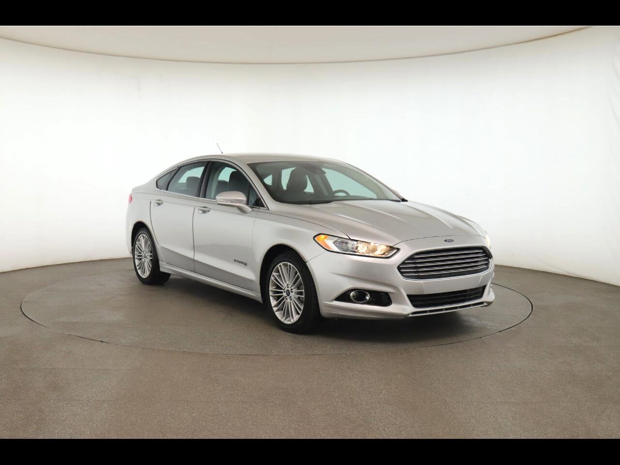 2014 Ford Fusion Hybrid Titanium FWD