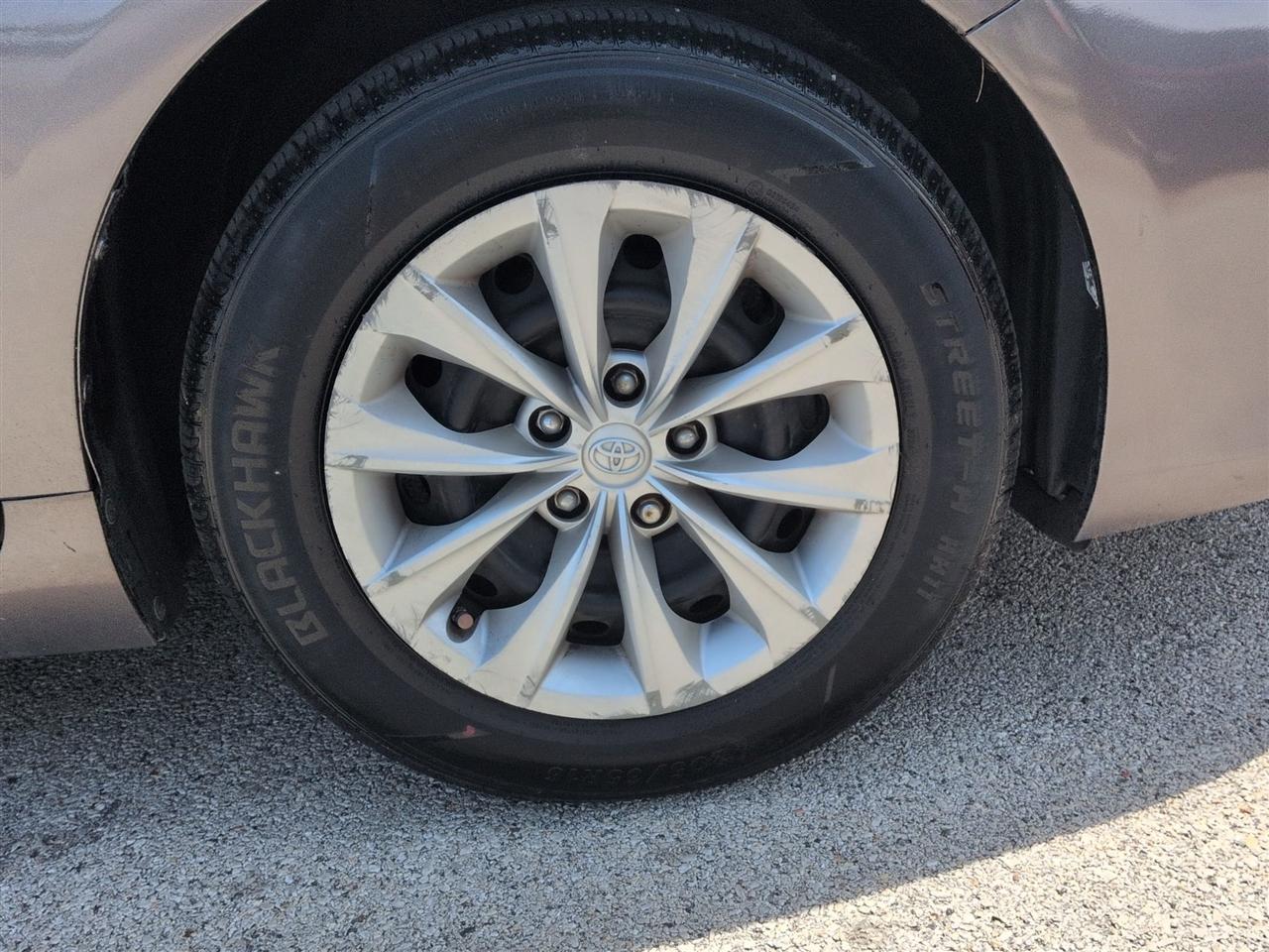 Toyota Camry LE 4D Sedan 2015