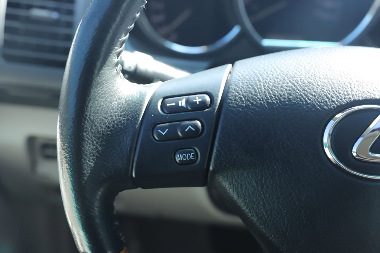 2007 LEXUS RX - Image 10