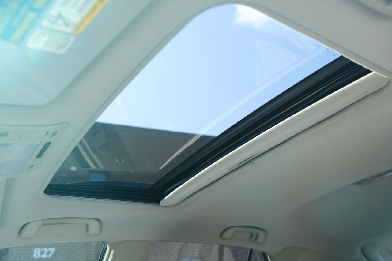 2007 LEXUS RX - Image 18