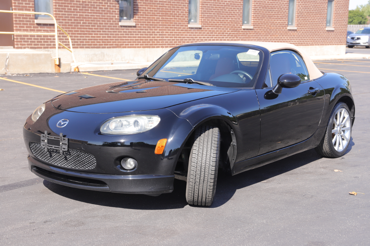 2007 Mazda MX-5 Miata Miata Grand Touring photo 2