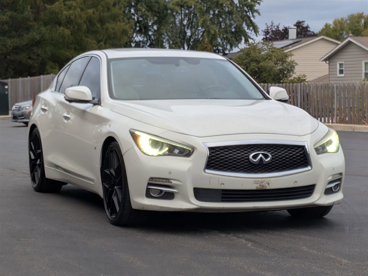 2014 INFINITI Q50 Premium's photo
