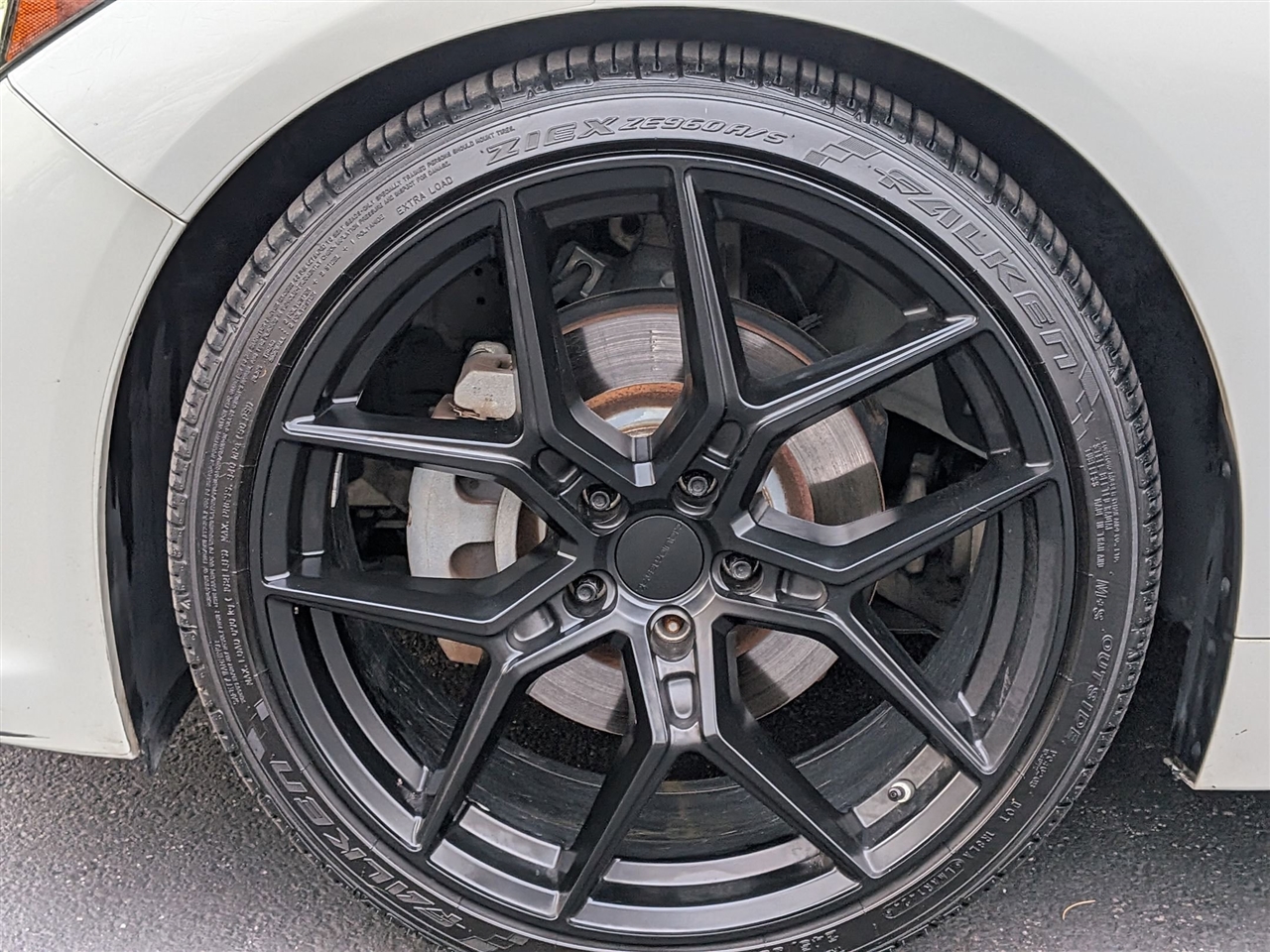 Infiniti Q50 Premium 4D Sedan 2014