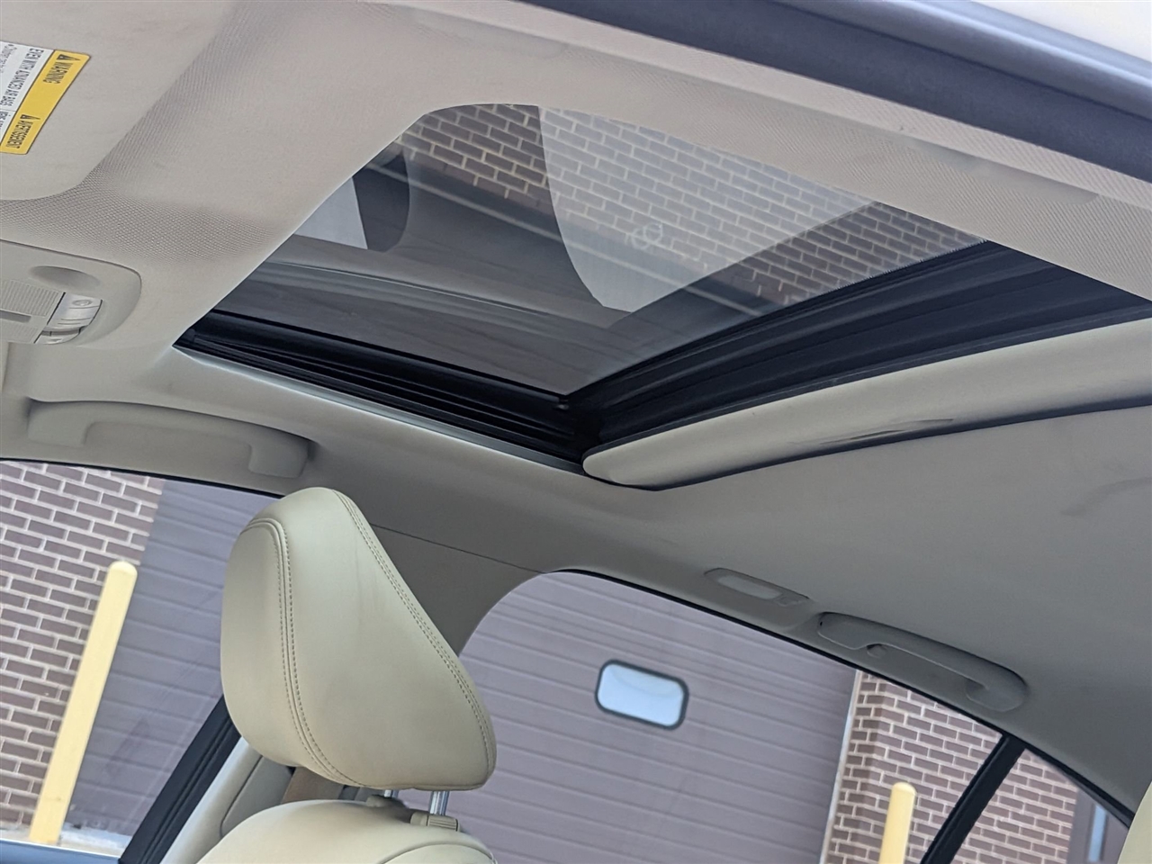 Infiniti Q50 Premium 4D Sedan 2014