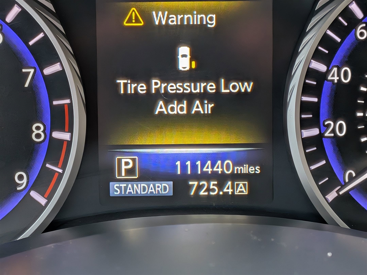 Infiniti Q50 Premium 4D Sedan 2014