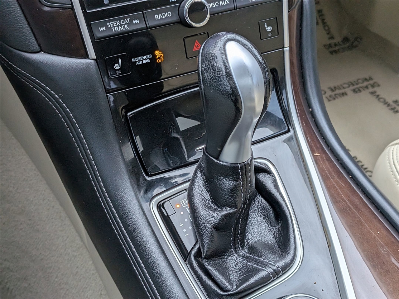 Infiniti Q50 Premium 4D Sedan 2014