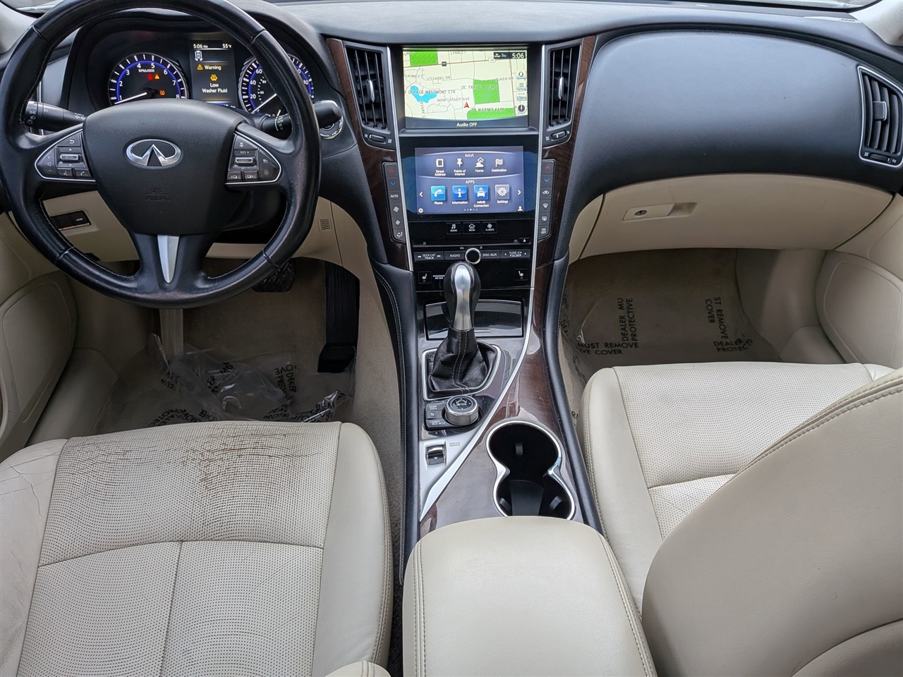 Infiniti Q50 Premium 4D Sedan 2014