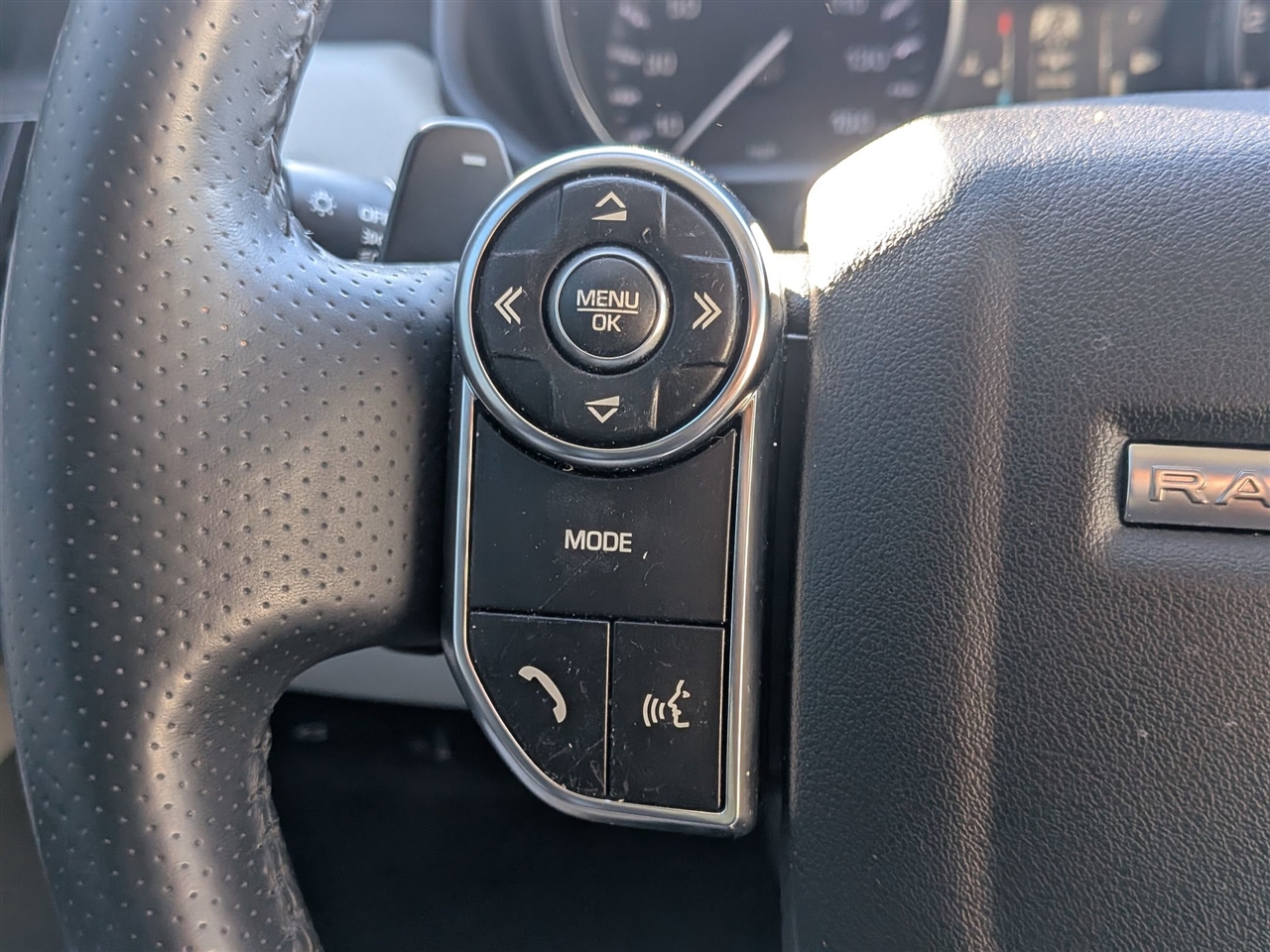 Land Rover Range Rover Sport 5.0L V8 Supercharged 2014