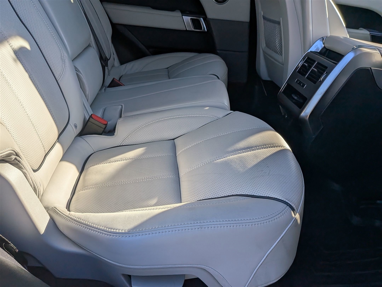 Land Rover Range Rover Sport 5.0L V8 Supercharged 2014