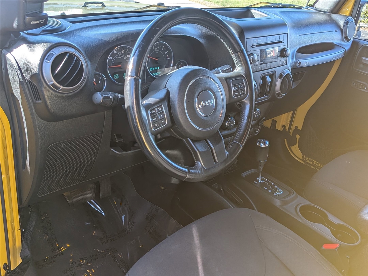 2015 JEEP WRANGLER - Image 10