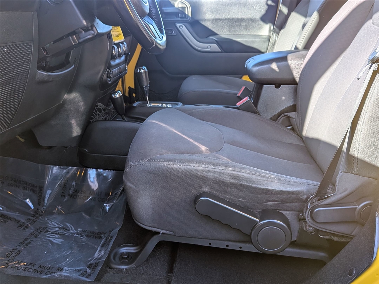 2015 JEEP WRANGLER - Image 11