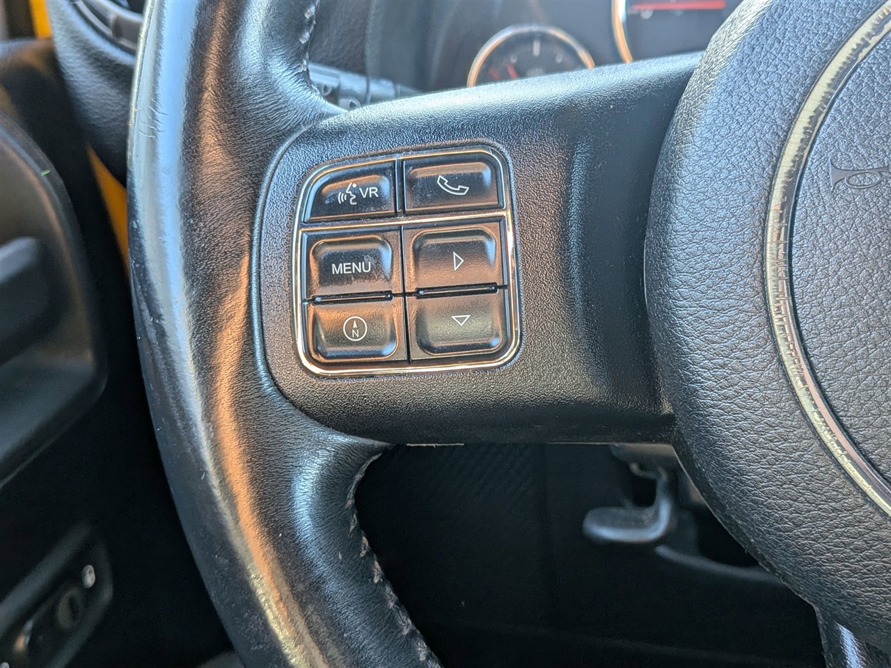 2015 JEEP WRANGLER - Image 14