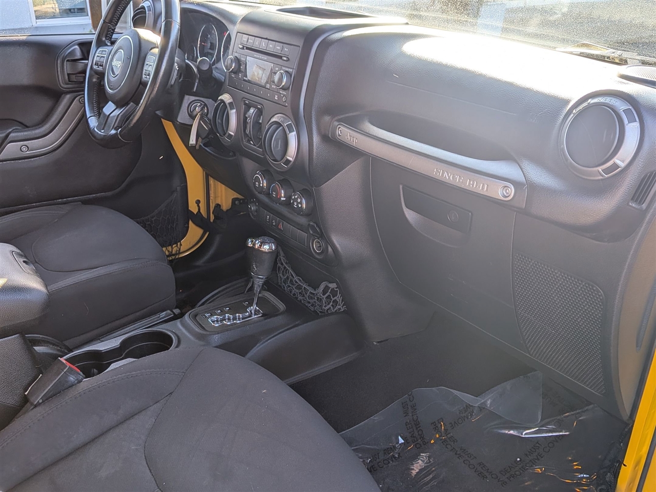 2015 JEEP WRANGLER - Image 24