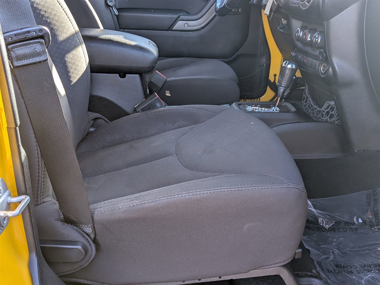 2015 JEEP WRANGLER - Image 25