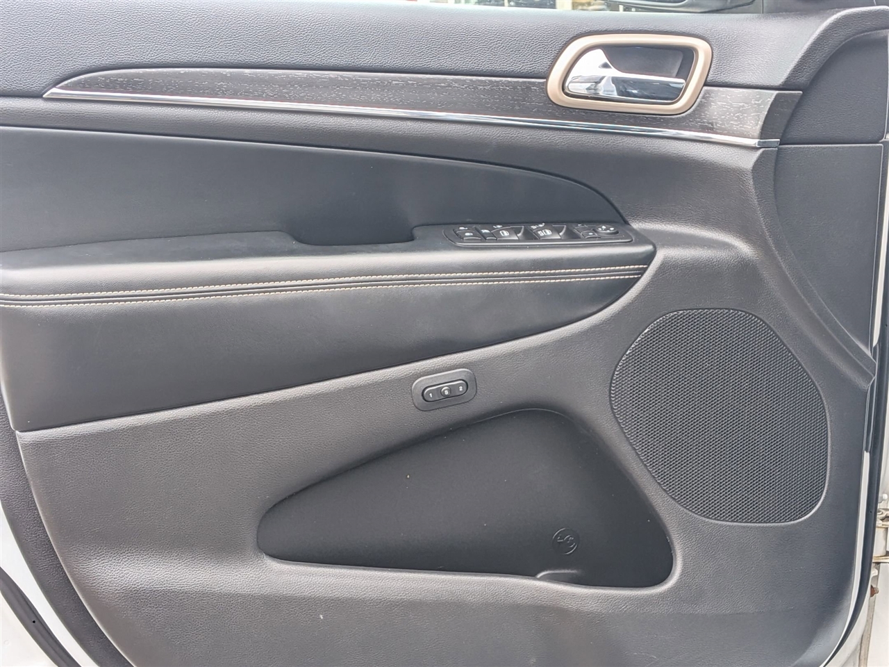 Jeep Grand Cherokee Limited 4D SUV 4WD 2015