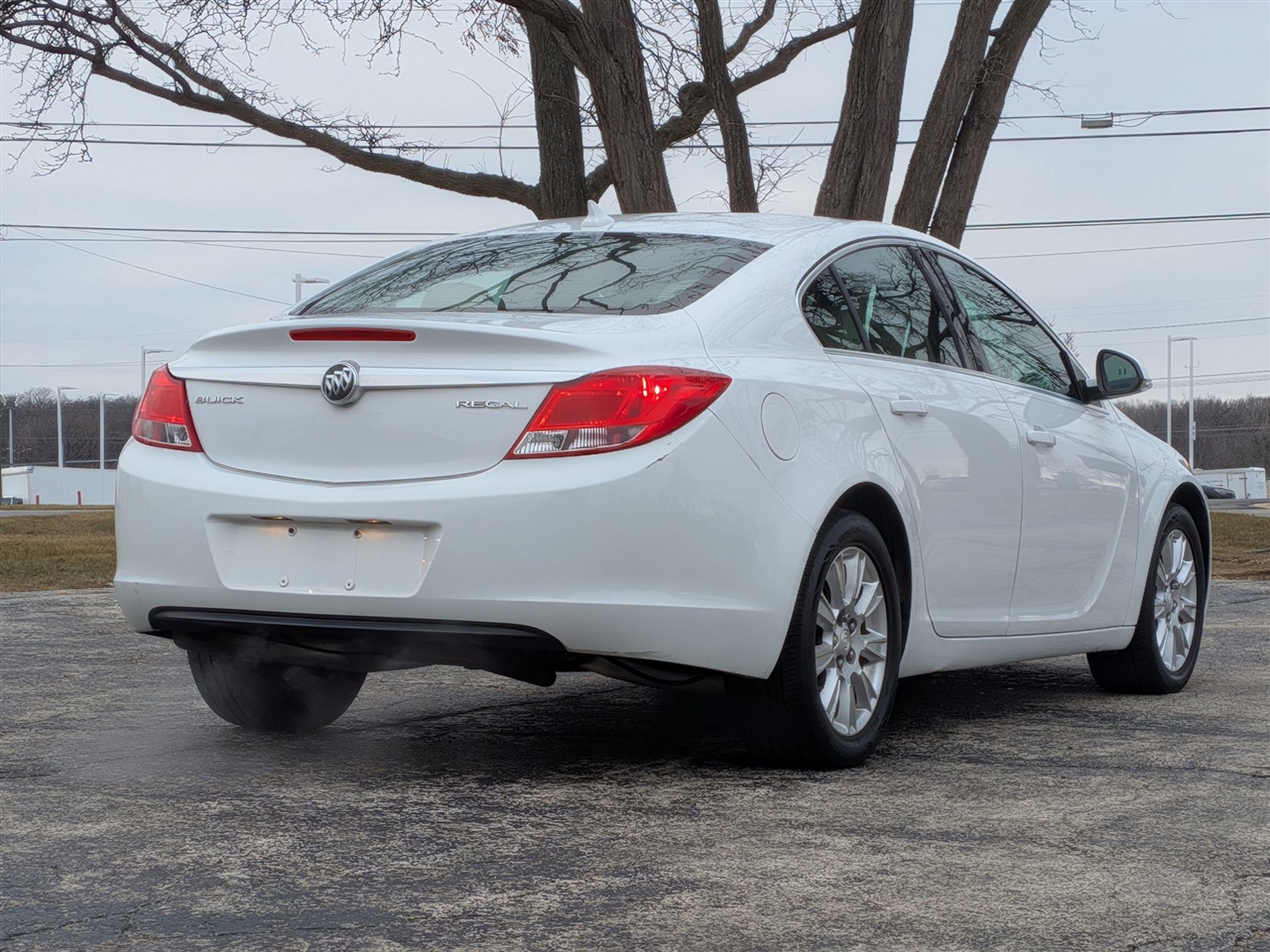 Buick Regal Base 2013