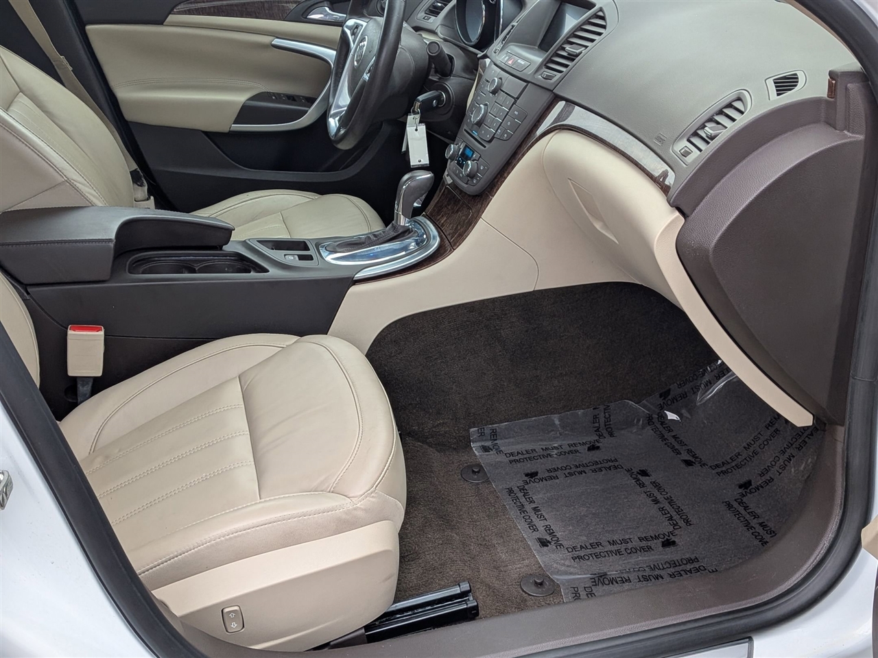 Buick Regal Base 2013