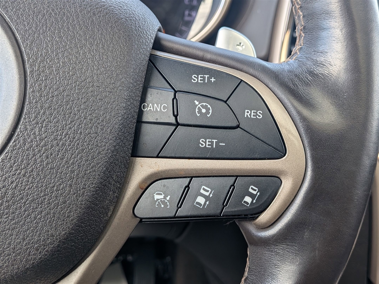 Jeep Grand Cherokee Summit 4WD 2014