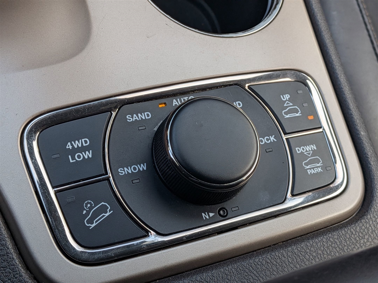 Jeep Grand Cherokee Summit 4WD 2014