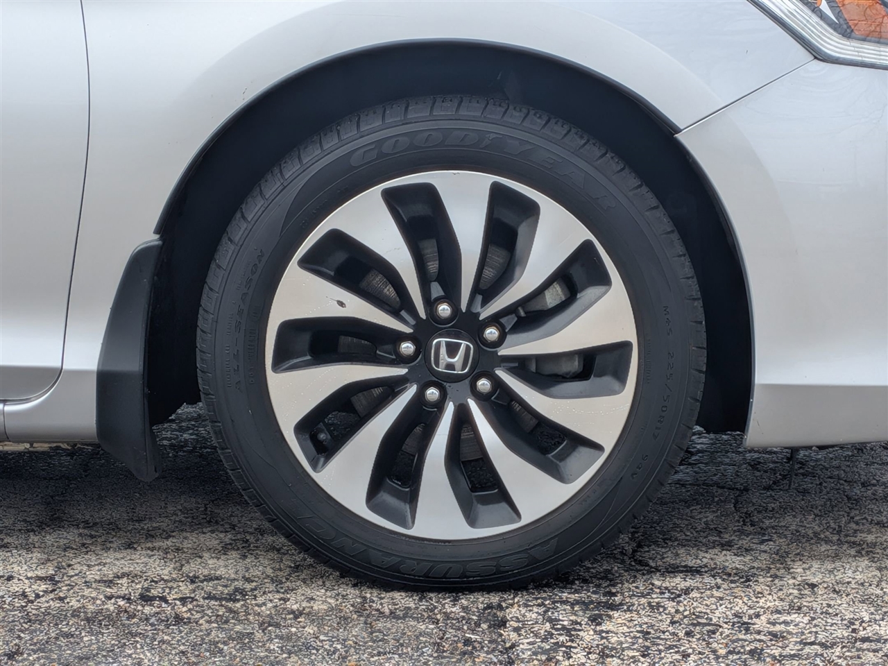 Honda Accord Hybrid Base 2014