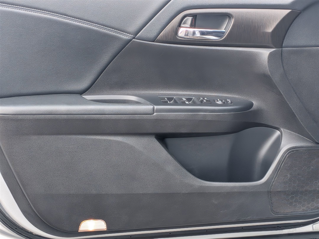 Honda Accord Hybrid Base 2014