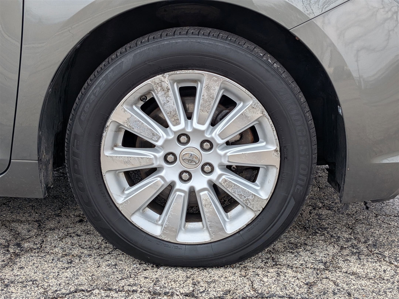 Toyota Sienna Limited AWD 7-Passenger V6 2012