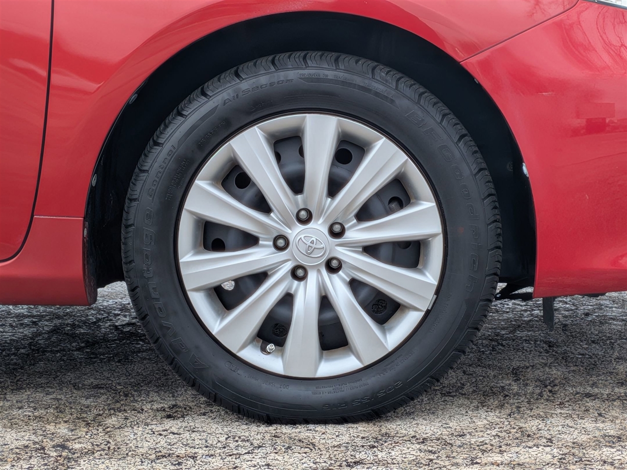 Toyota Corolla S 5-Speed MT 2013