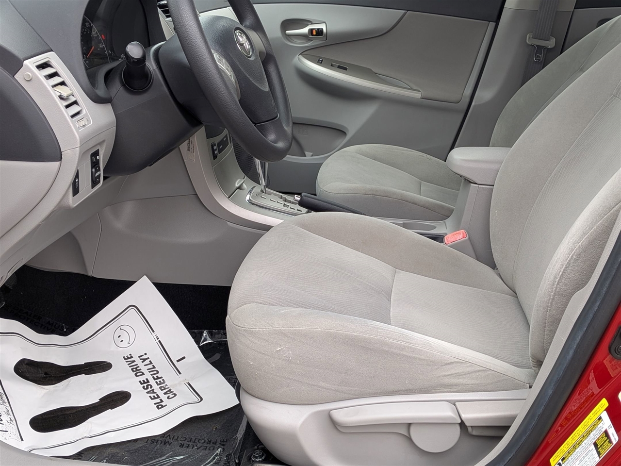 Toyota Corolla S 5-Speed MT 2013