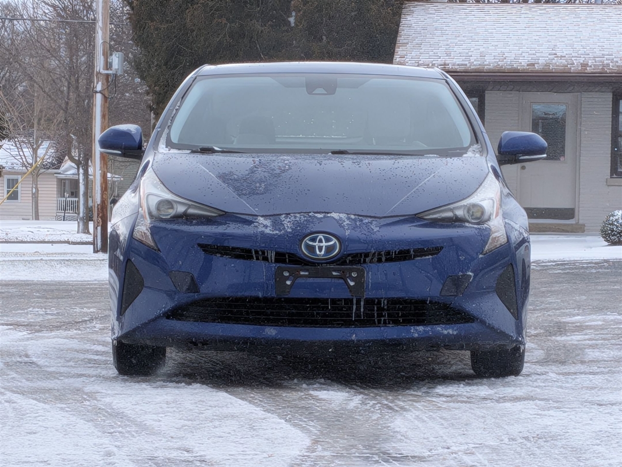 2017 TOYOTA PRIUS - Image 2