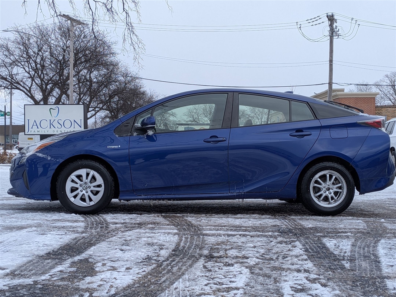 2017 TOYOTA PRIUS - Image 4
