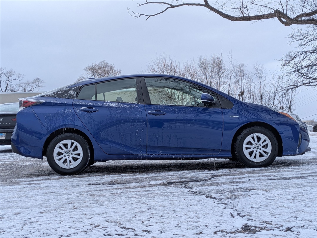 2017 TOYOTA PRIUS - Image 8