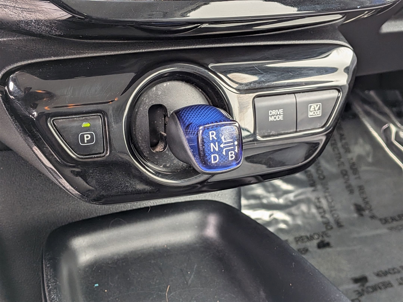 2017 TOYOTA PRIUS - Image 20