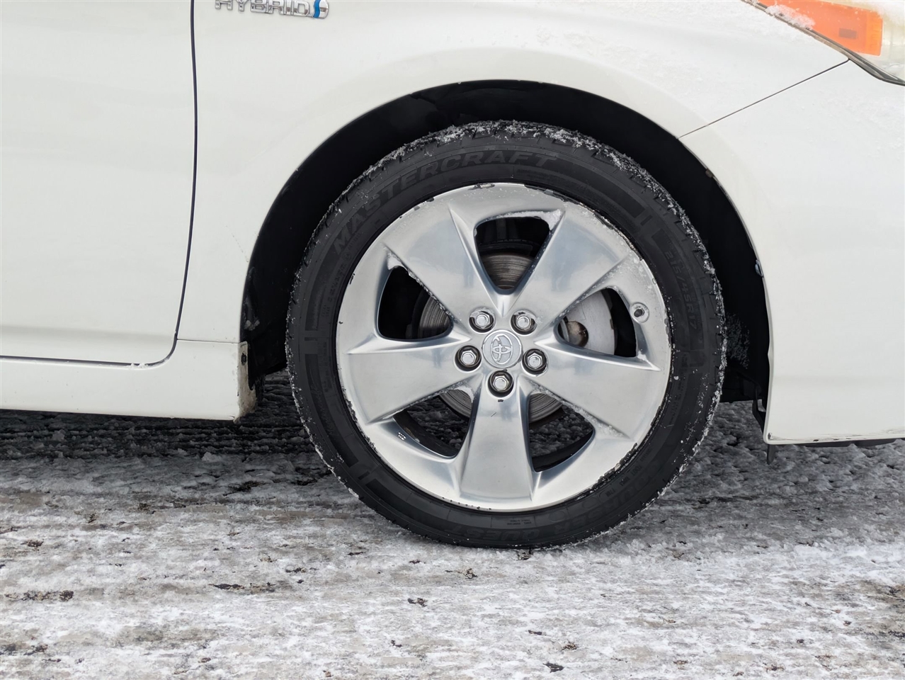 2013 TOYOTA PRIUS - Image 9