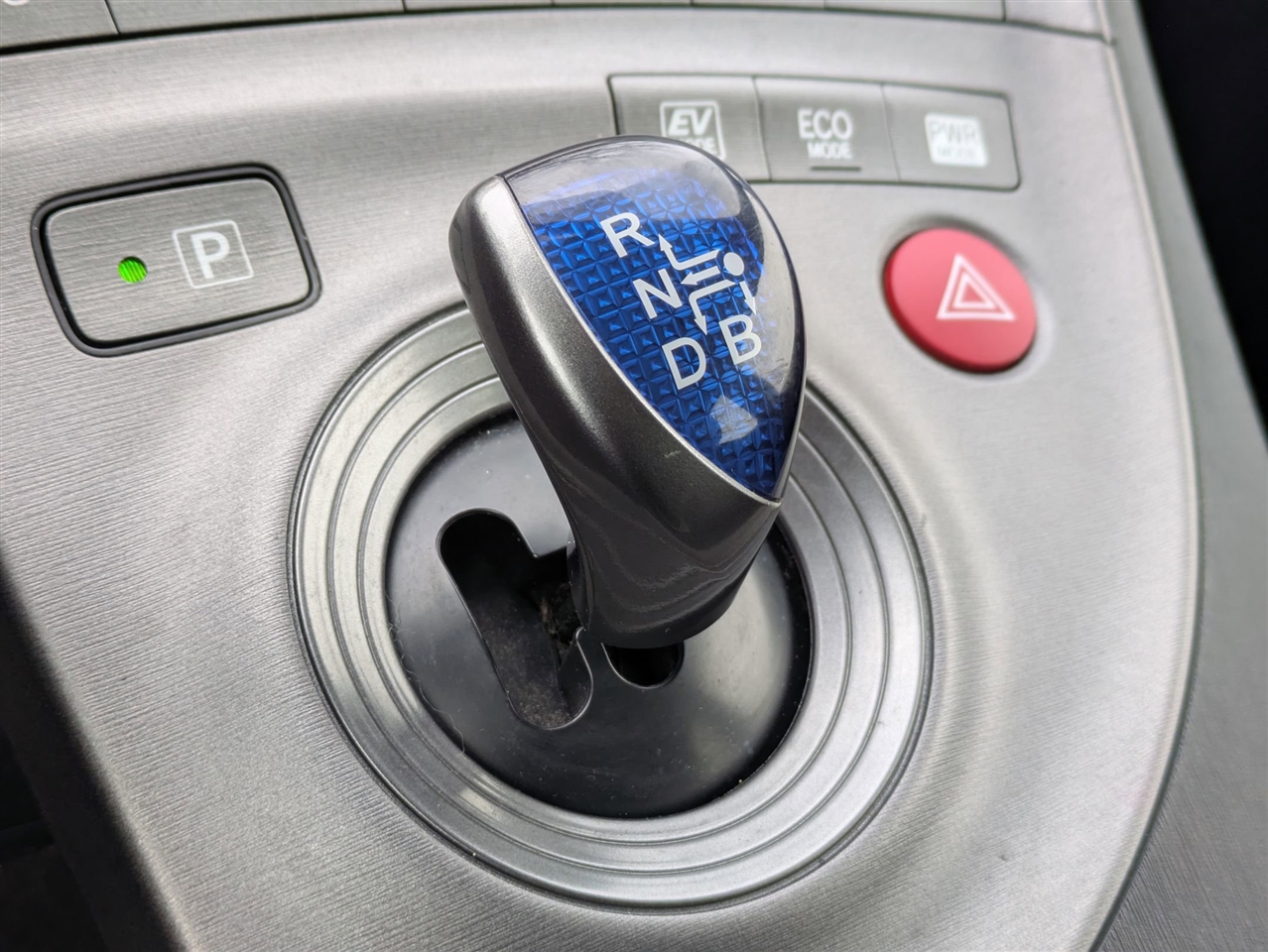 2013 TOYOTA PRIUS - Image 20