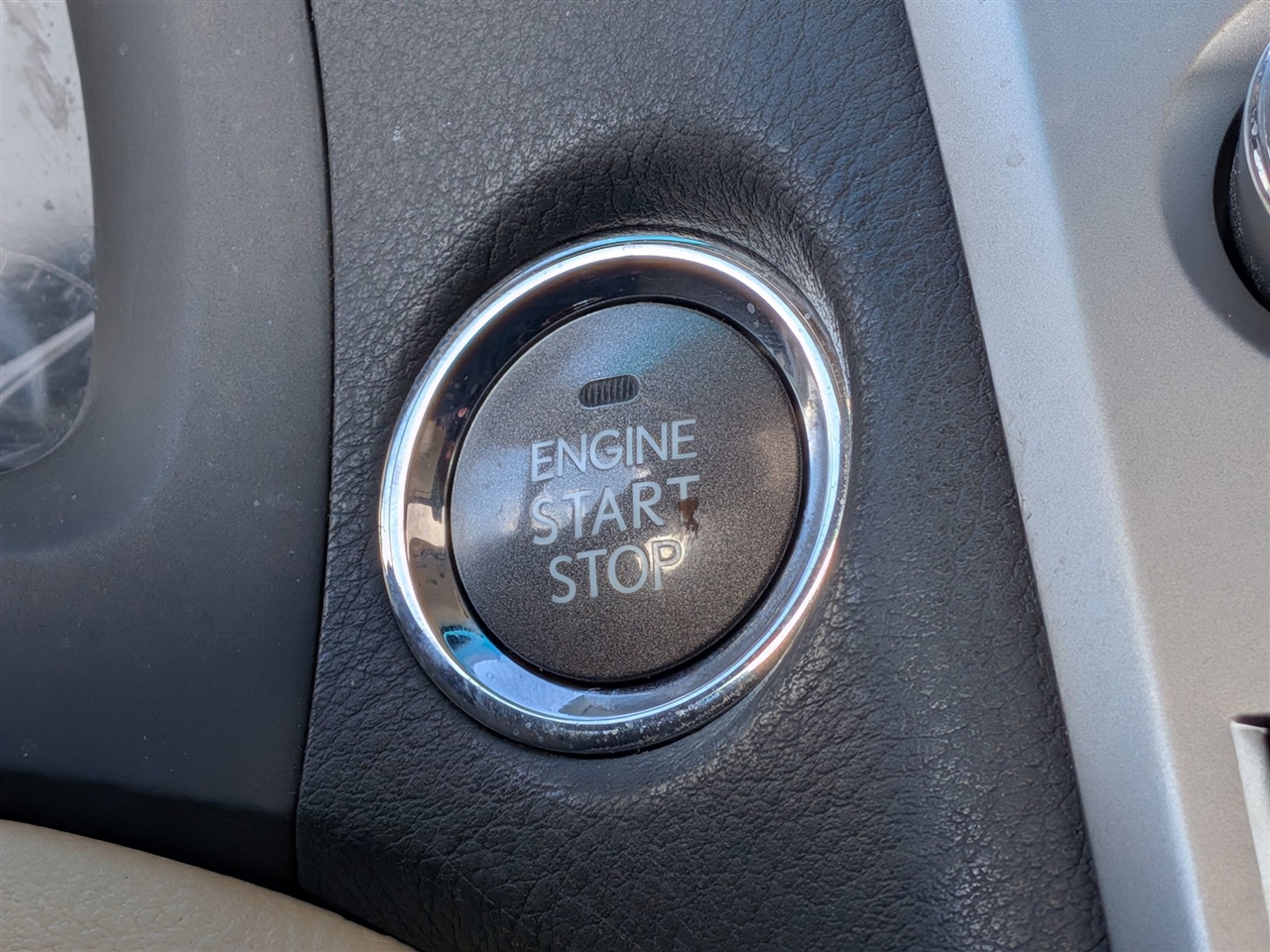 2010 LEXUS RX - Image 17