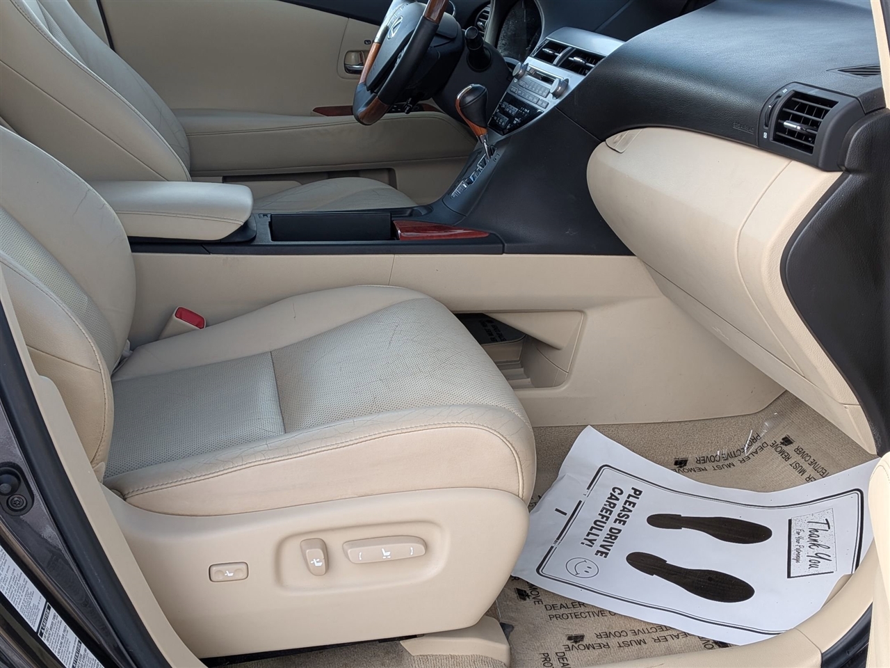 2010 LEXUS RX - Image 22