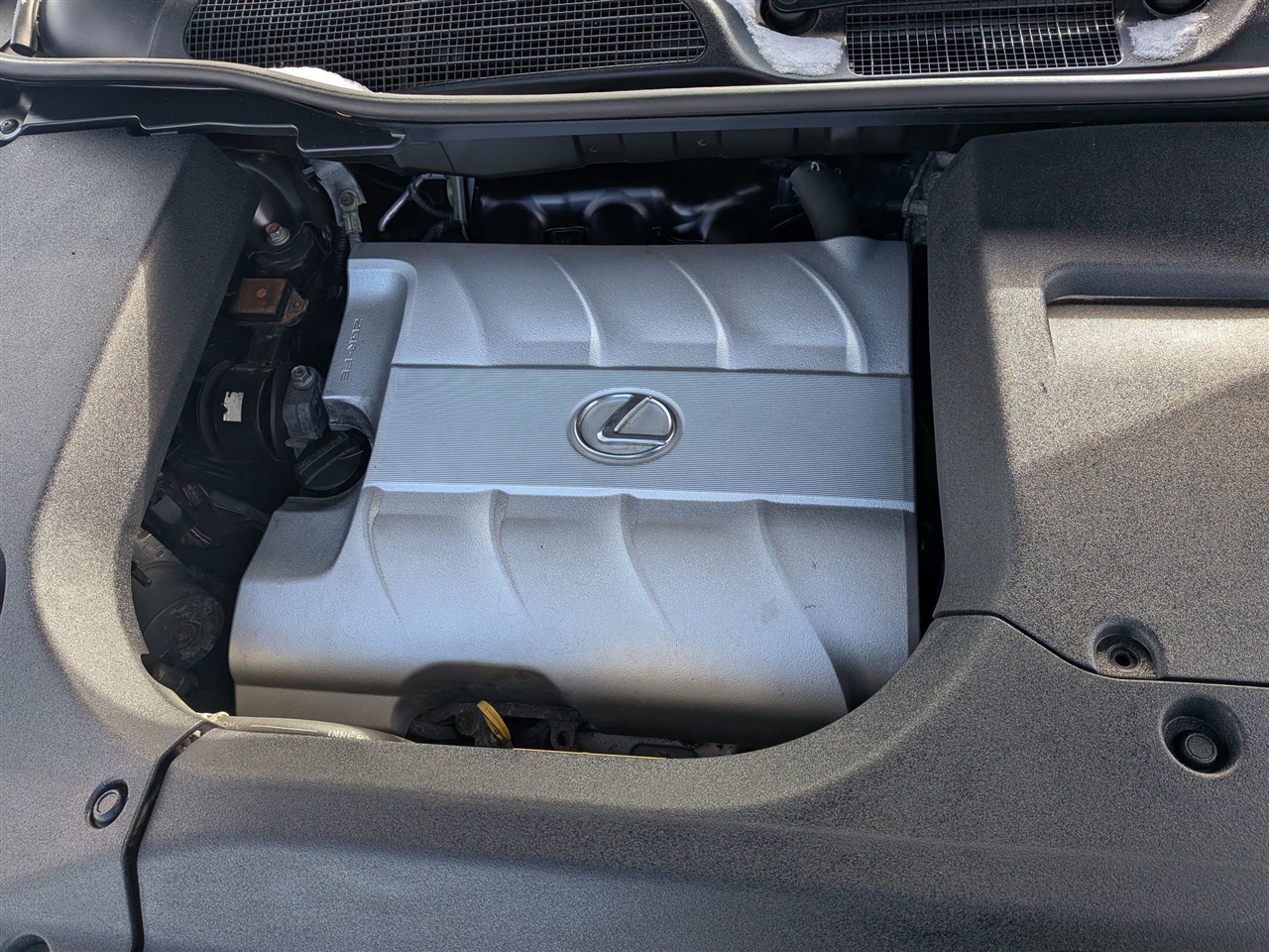 2010 LEXUS RX - Image 24