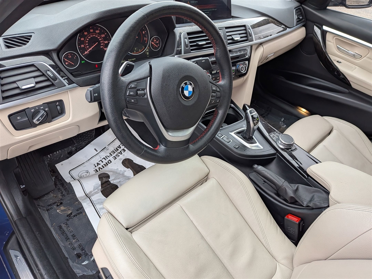 BMW 3-Series 330i xDrive SULEV Sedan 2017