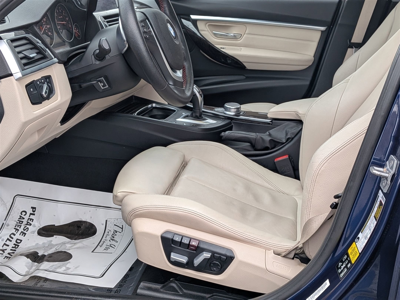 BMW 3-Series 330i xDrive SULEV Sedan 2017