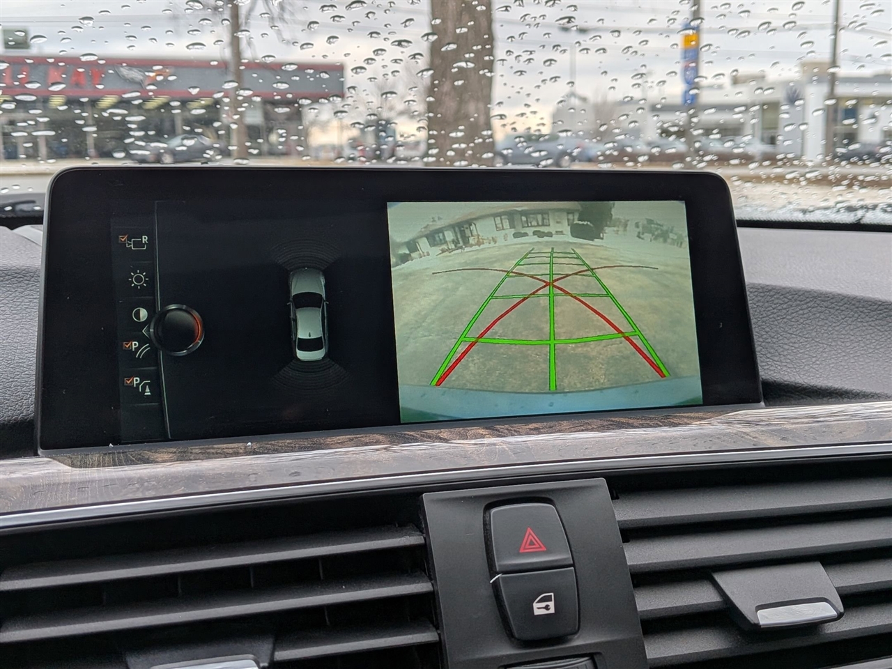 BMW 3-Series 330i xDrive SULEV Sedan 2017