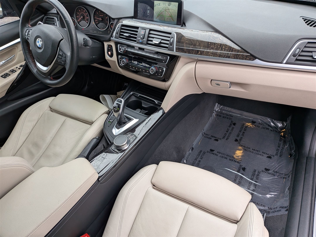 BMW 3-Series 330i xDrive SULEV Sedan 2017