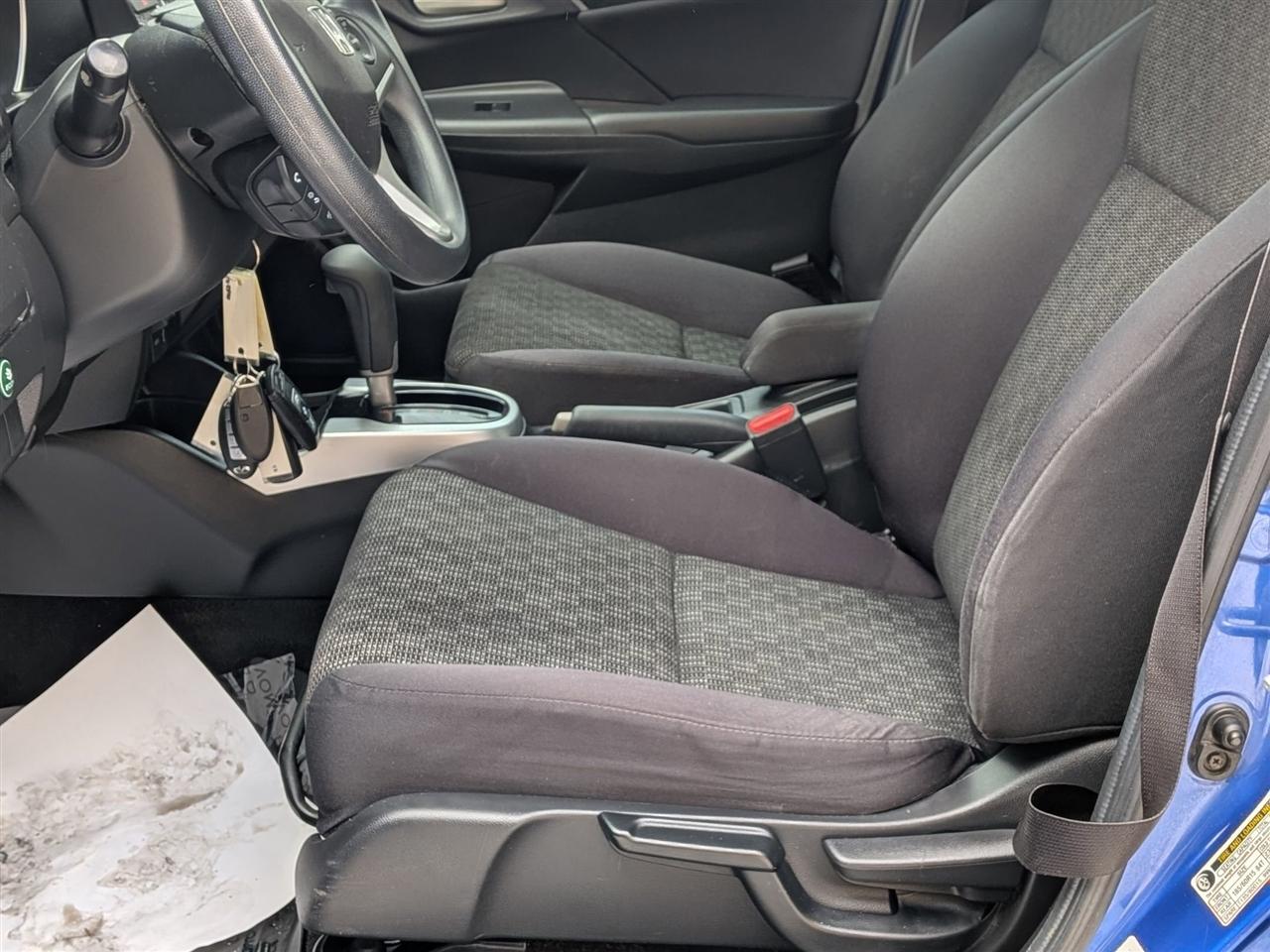 2016 HONDA FIT - Image 11